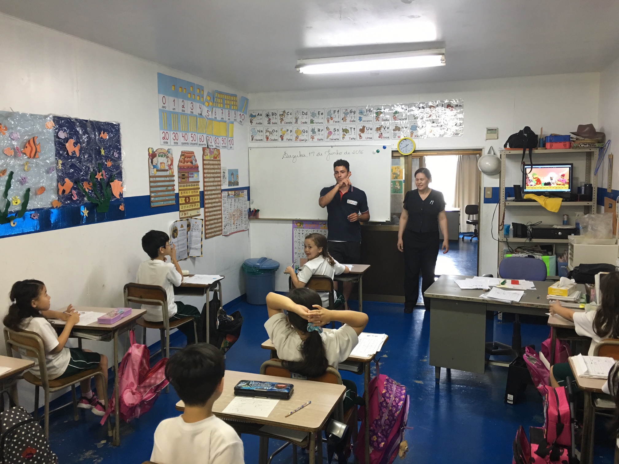 レポート ブラジル人学校 イーエーエス伯人鈴鹿 を訪問いたしました 鈴鹿ポイントゲッターズ